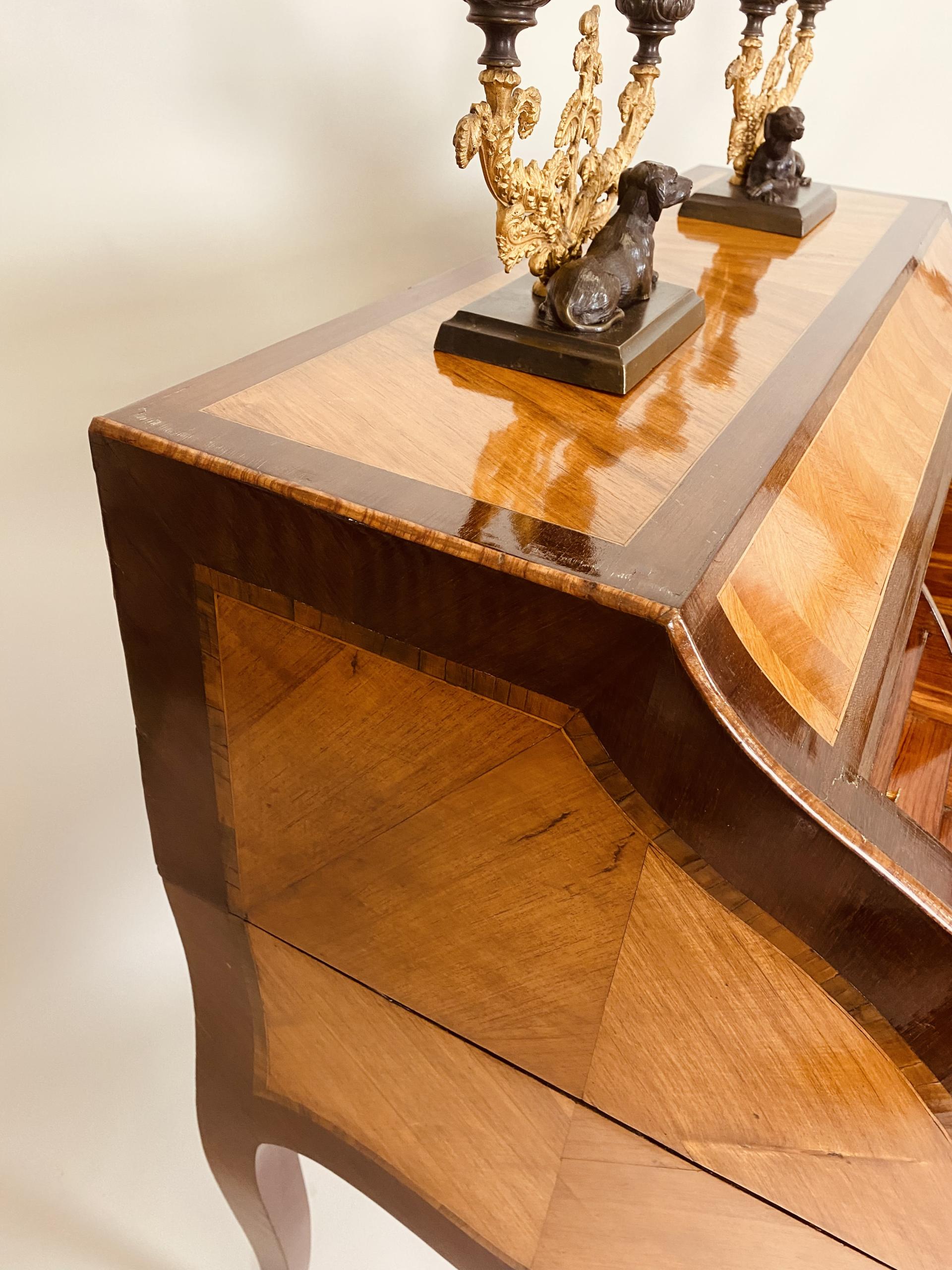 Louis Seize dames bureau.