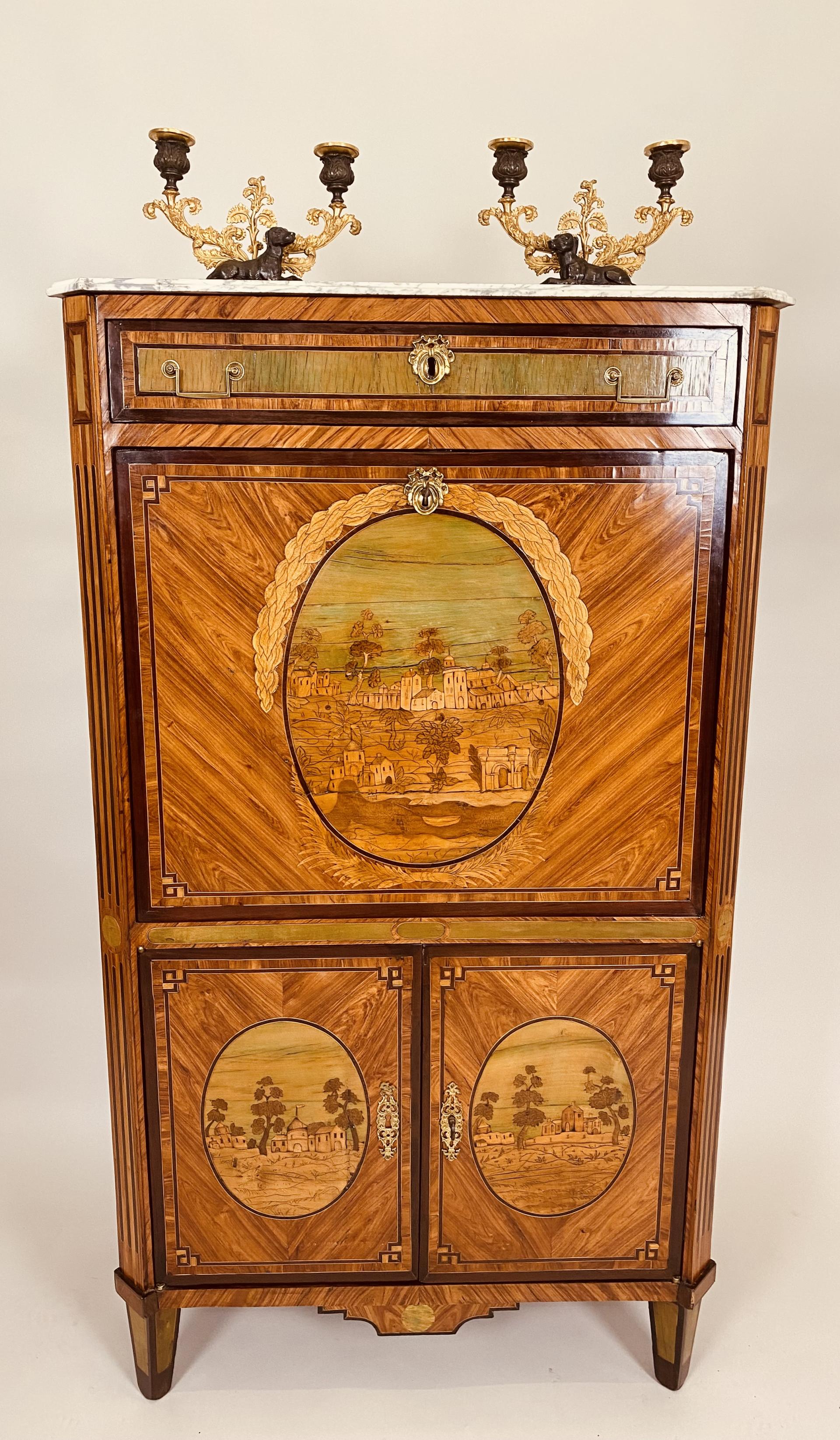 Louis Seize secretaire a abbatant.