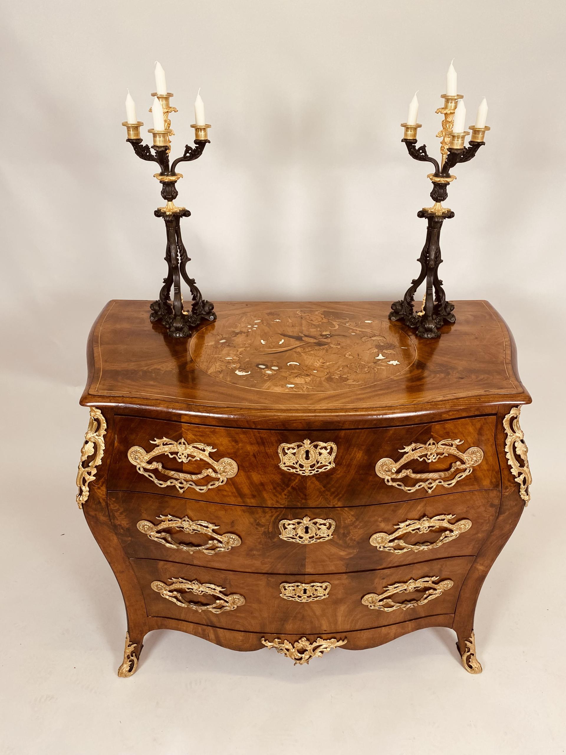 Hollandse antieke commode.