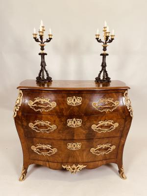 Hollandse antieke commode.