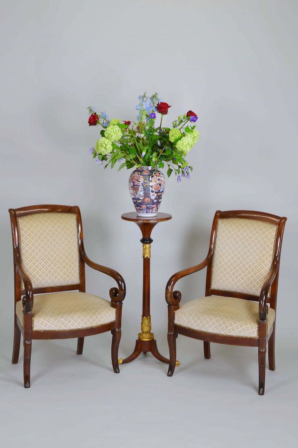 Antieke Empire bergere (set van twee).